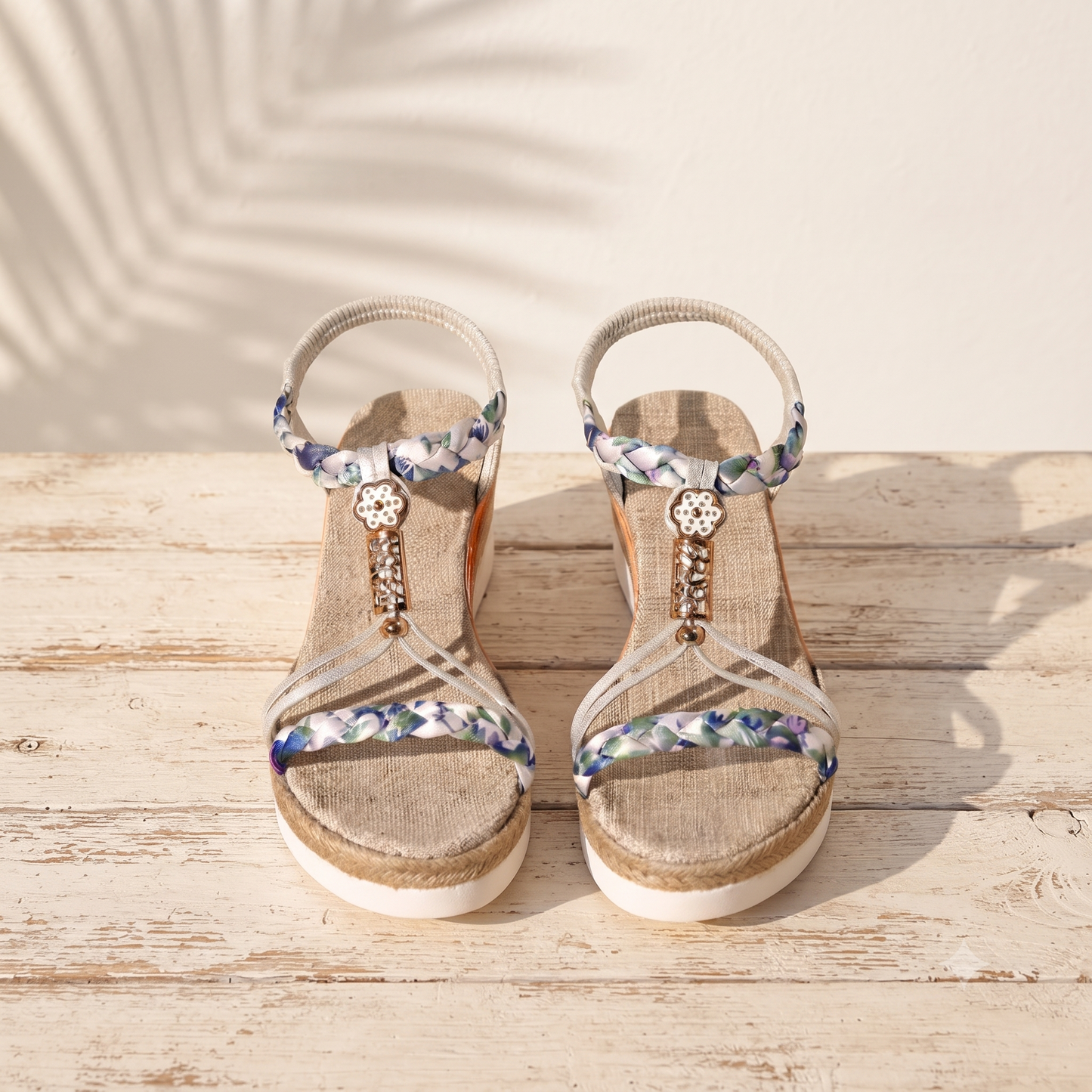 Sandales à plateforme Bohème pour femme – Ornement floral et perles tressées